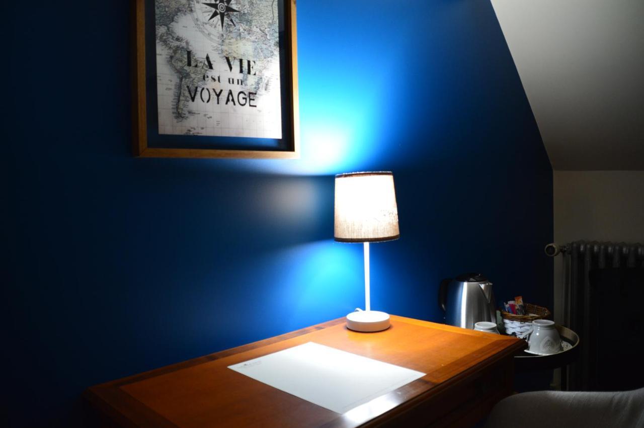 LA MAISON DE TRIBOULET Chambres et table d'hôtes Pocé-sur-Cisse Extérieur photo